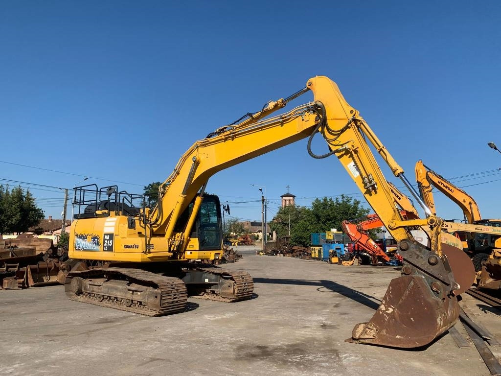 Komatsu HB 215 LC-3 - Гусеничный экскаватор: фото 2 Komatsu HB 215 LC-3 - Гусеничный экскаватор: фото 2