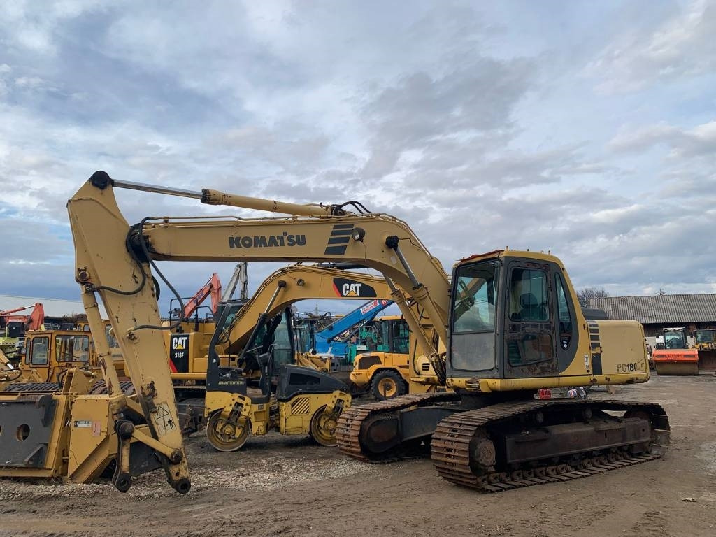 Komatsu PC 180 LC-6K - Гусеничный экскаватор: фото 1 Komatsu PC 180 LC-6K - Гусеничный экскаватор: фото 1
