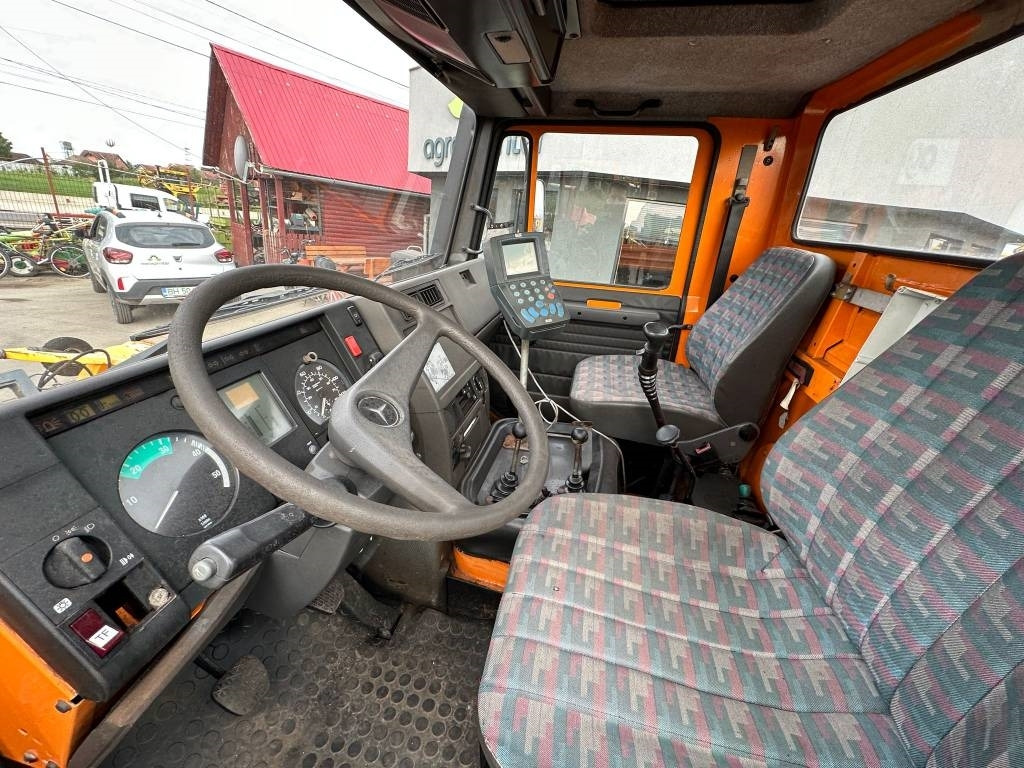 Коммунальная/ Специальная техника Mercedes-Benz Unimog 408/10: фото 10 Коммунальная/ Специальная техника Mercedes-Benz Unimog 408/10: фото 10