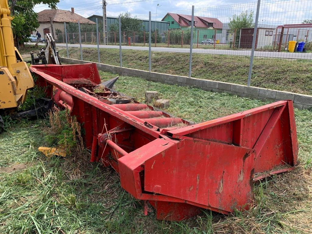Kuhn 11M - Навесное оборудование для комбайна: фото 4 Kuhn 11M - Навесное оборудование для комбайна: фото 4