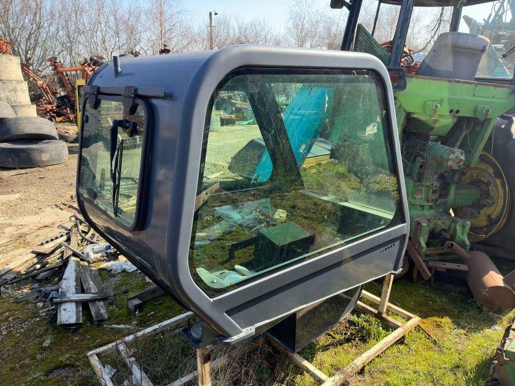 Manitou Telescopic Handler Cabin - Кабина для Строительной техники: фото 2 Manitou Telescopic Handler Cabin - Кабина для Строительной техники: фото 2