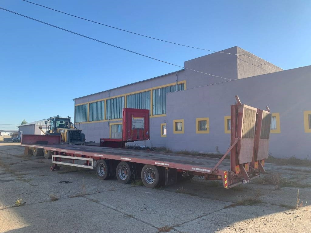 Montracon 3 Axles - Низкорамный полуприцеп: фото 2 Montracon 3 Axles - Низкорамный полуприцеп: фото 2