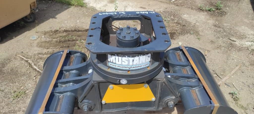 Mustang GRP 250 - Грейфер для Строительной техники: фото 4 Mustang GRP 250 - Грейфер для Строительной техники: фото 4