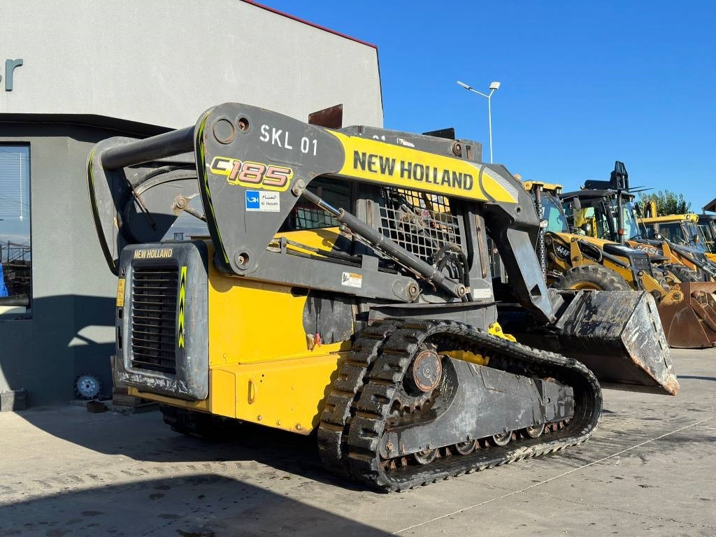 Гусеничный мини-погрузчик New Holland C 185: фото 6