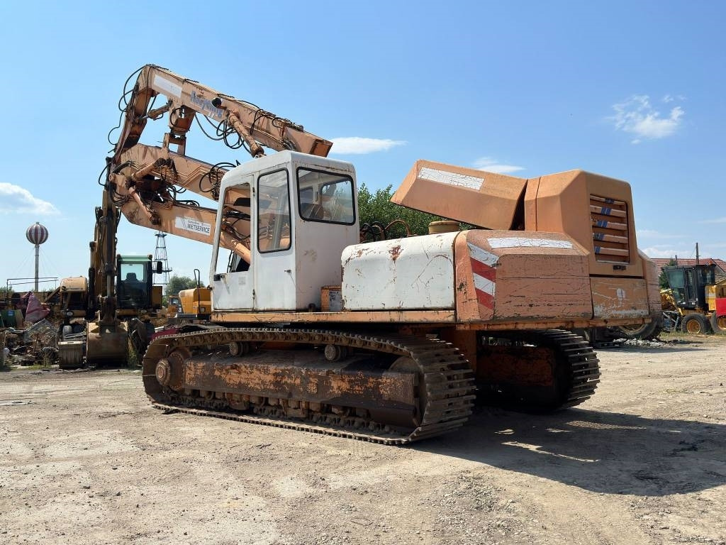 Nobas UB1236 - Экскаватор для демонтажных работ: фото 4 Nobas UB1236 - Экскаватор для демонтажных работ: фото 4