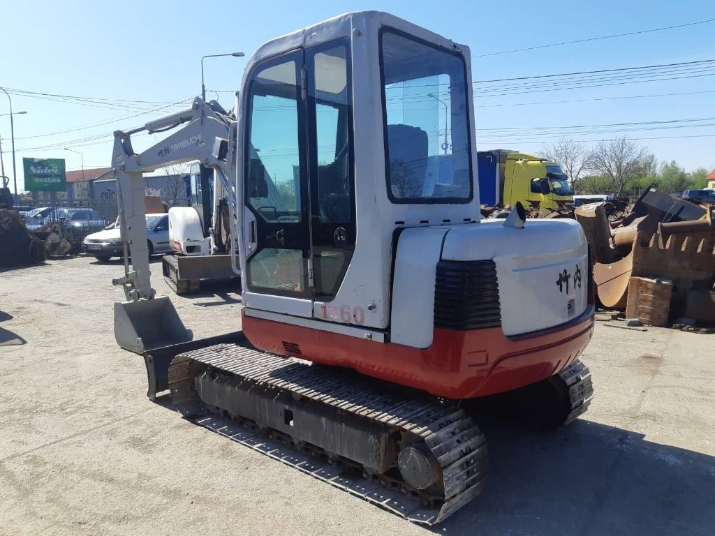 Takeuchi TB150C - Мини-экскаватор: фото 3 Takeuchi TB150C - Мини-экскаватор: фото 3