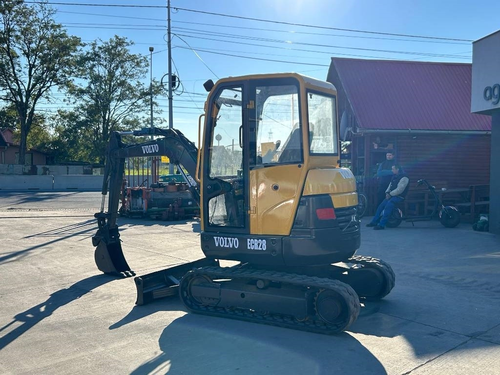 Volvo ECR 28 - Мини-экскаватор: фото 3 Volvo ECR 28 - Мини-экскаватор: фото 3