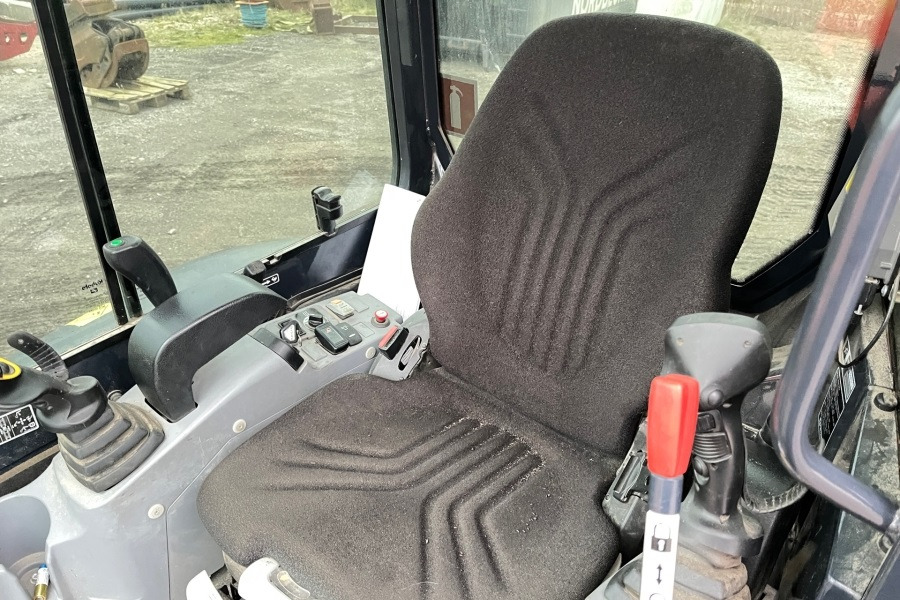 KUBOTA U27 - Мини-экскаватор: фото 2 KUBOTA U27 - Мини-экскаватор: фото 2