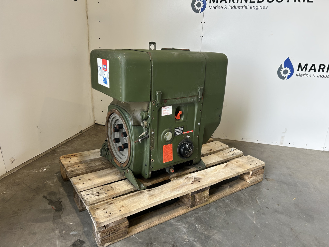 Hatz 2L30C - Двигатель: фото 1 Hatz 2L30C - Двигатель: фото 1