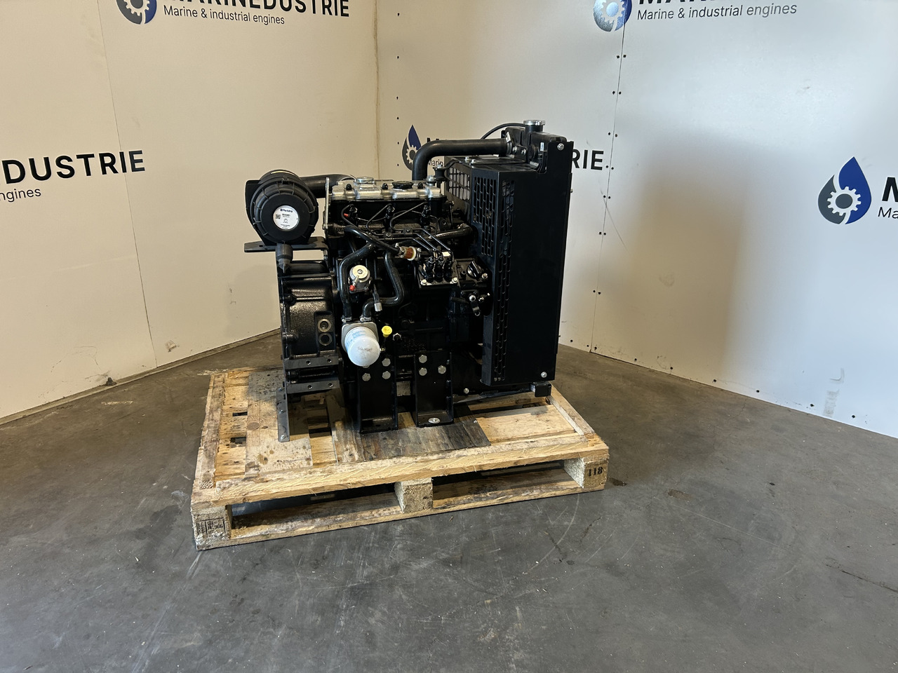 Perkins 403D-15 (GK) - Двигатель для Строительной техники: фото 1 Perkins 403D-15 (GK) - Двигатель для Строительной техники: фото 1
