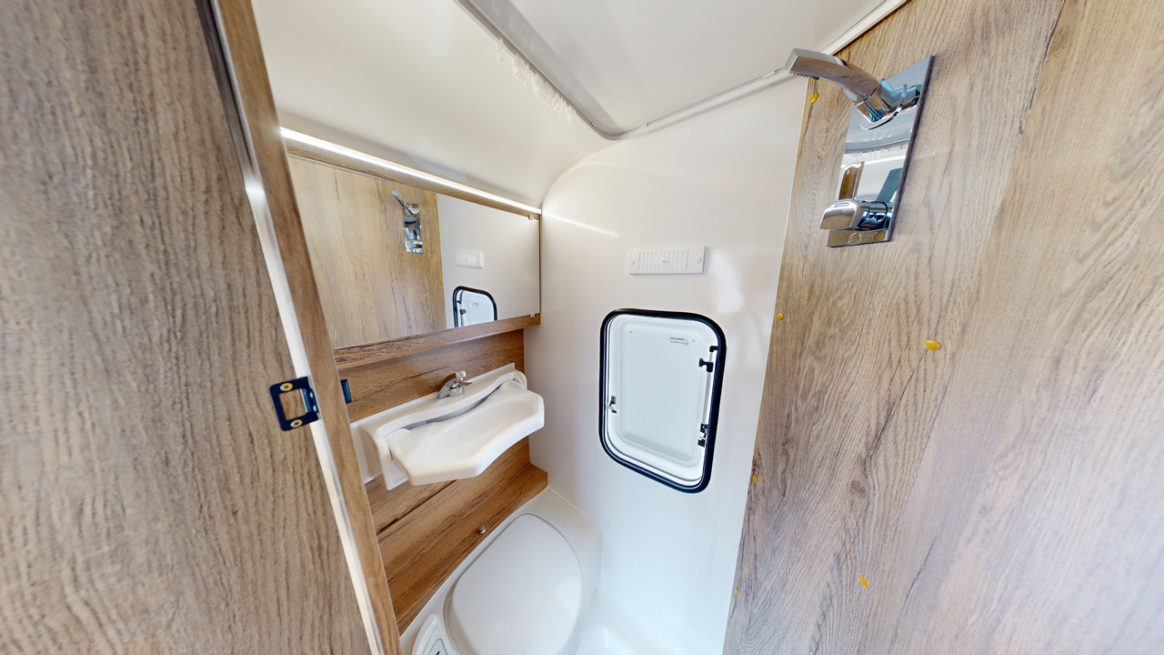 Новый Прицеп дача Niewiadów NT-SPRINT sandwich caravan kemping: фото 23 Новый Прицеп дача Niewiadów NT-SPRINT sandwich caravan kemping: фото 23