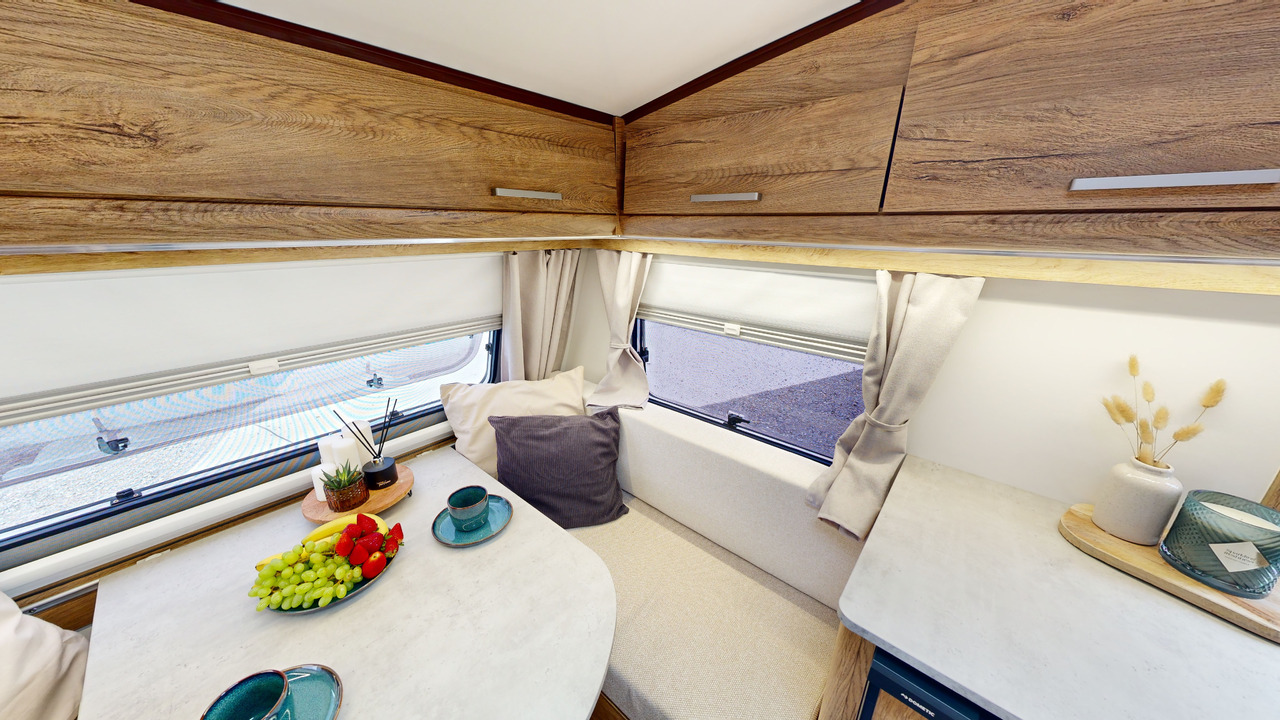 Новый Прицеп дача Niewiadów NT-SPRINT sandwich caravan kemping: фото 18 Новый Прицеп дача Niewiadów NT-SPRINT sandwich caravan kemping: фото 18