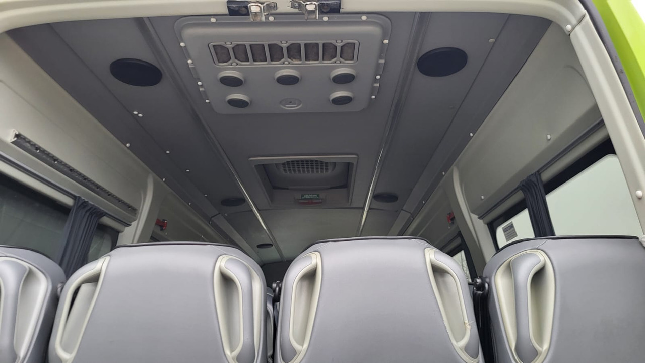 Микроавтобус, Пассажирский фургон Iveco Daily 24 places + 4 standing: фото 10