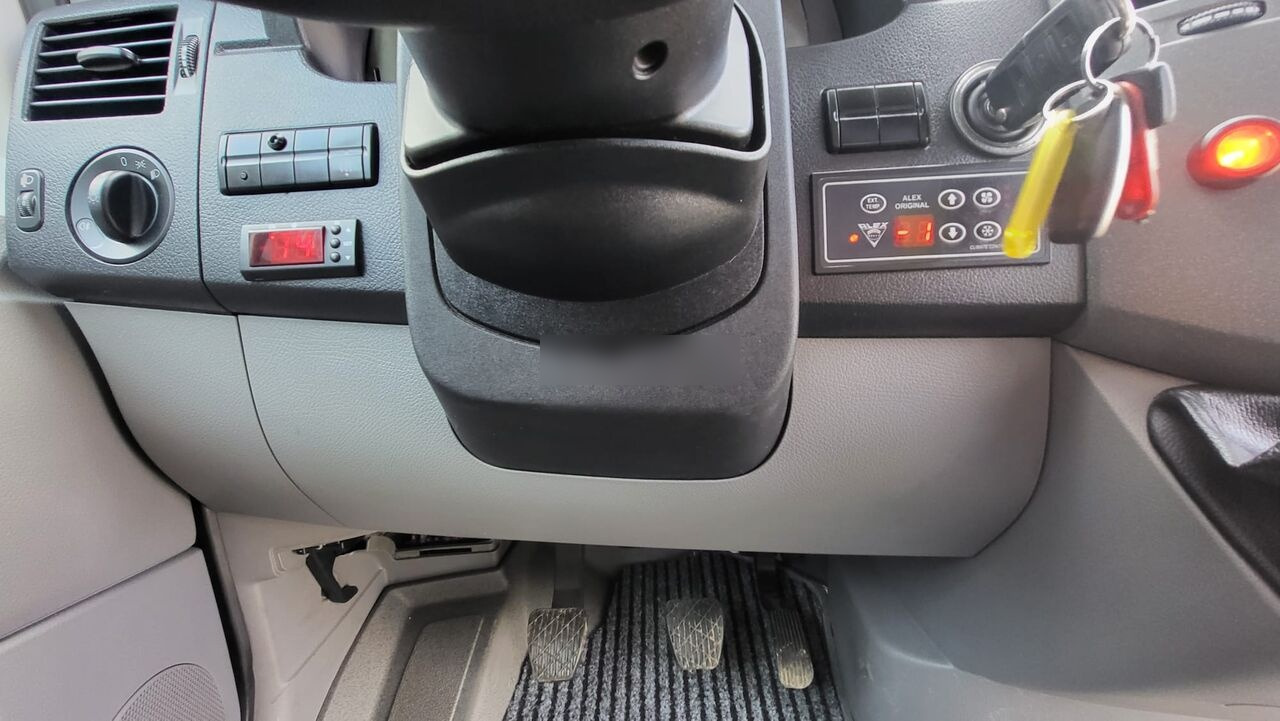 Микроавтобус, Пассажирский фургон Volkswagen Crafter - 24 Miejsca: фото 15
