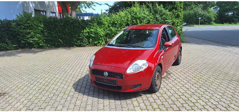 Fiat Punto - Легковой автомобиль: фото 2 Fiat Punto - Легковой автомобиль: фото 2