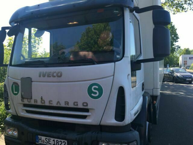 Iveco ML120 E22 Kühlkoffer LBW Deutsche Maschine - Рефрижератор: фото 2 Iveco ML120 E22 Kühlkoffer LBW Deutsche Maschine - Рефрижератор: фото 2