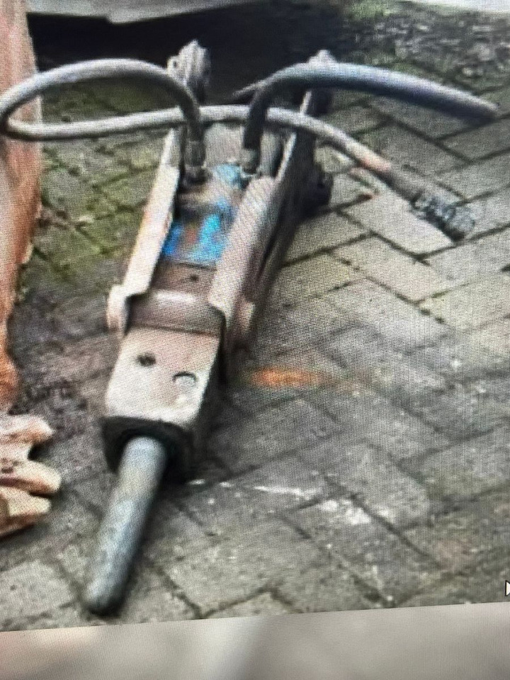 Kubota Stemmhammer - Гидромолот для Строительной техники: фото 1 Kubota Stemmhammer - Гидромолот для Строительной техники: фото 1