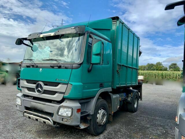 Mercedes-Benz 1844K 4x2 Kipper mit Kran Blattgefedert - Самосвал, Автоманипулятор: фото 1 Mercedes-Benz 1844K 4x2 Kipper mit Kran Blattgefedert - Самосвал, Автоманипулятор: фото 1
