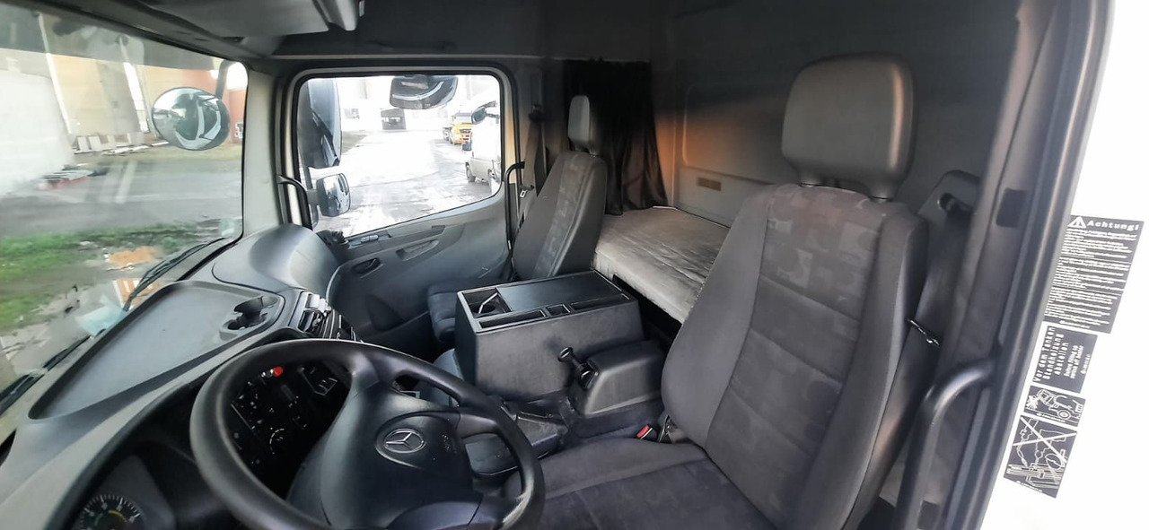 Mercedes-Benz 1824 LS G.Haus/Hochdach Klima - Тягач: фото 4 Mercedes-Benz 1824 LS G.Haus/Hochdach Klima - Тягач: фото 4