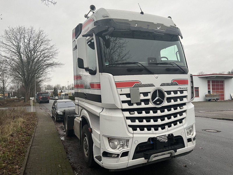 Mercedes-Benz 1845 Arocs 4x4 HD 1-Hand - Тягач: фото 5 Mercedes-Benz 1845 Arocs 4x4 HD 1-Hand - Тягач: фото 5