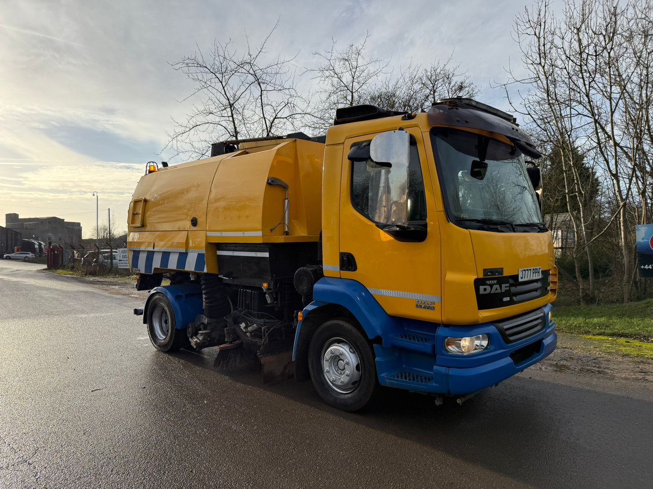 Грузовик бортовой/ Платформа 2010 DAF LF 55.220 Road Sweeper: фото 29