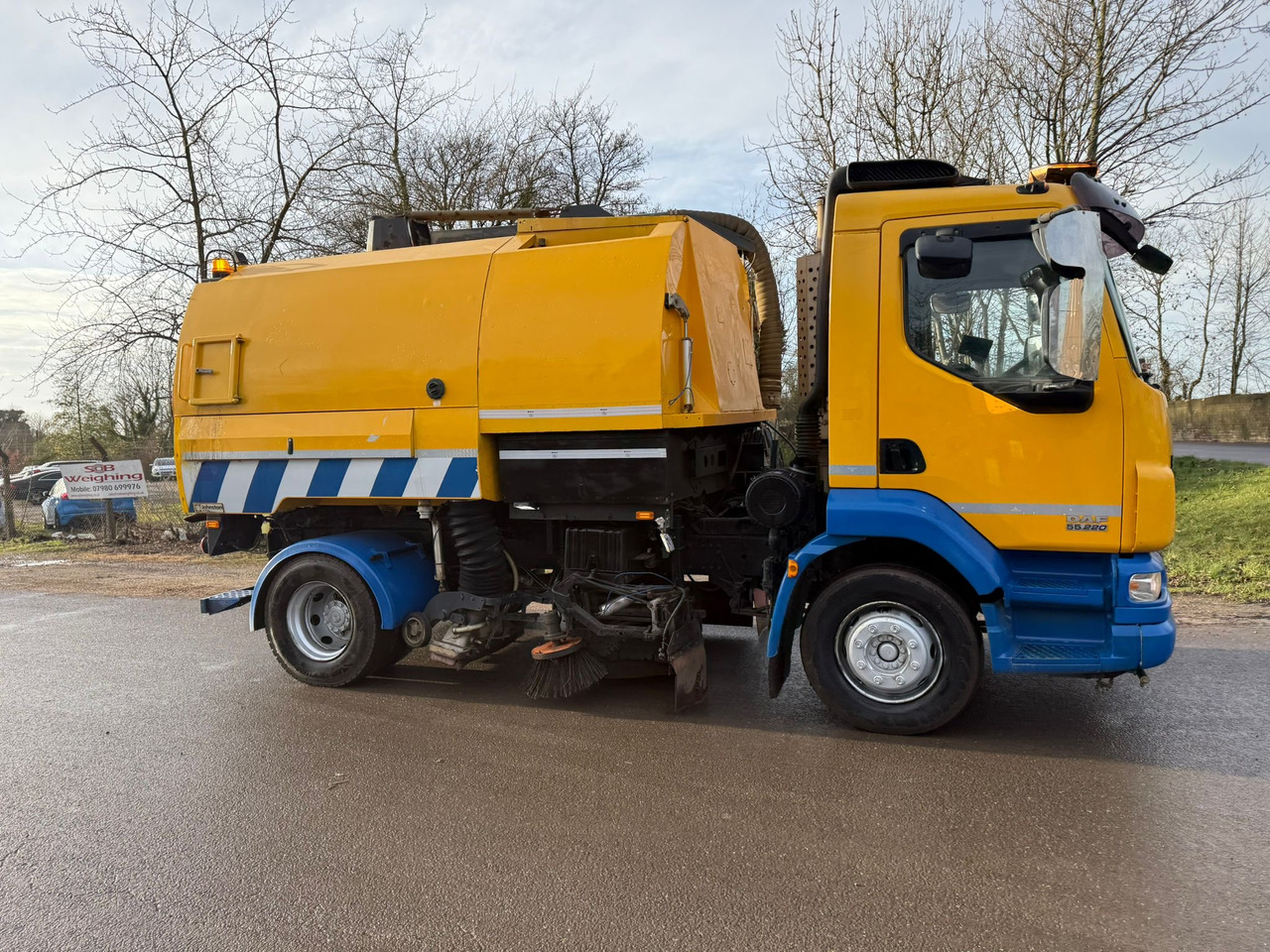 Грузовик бортовой/ Платформа 2010 DAF LF 55.220 Road Sweeper: фото 32