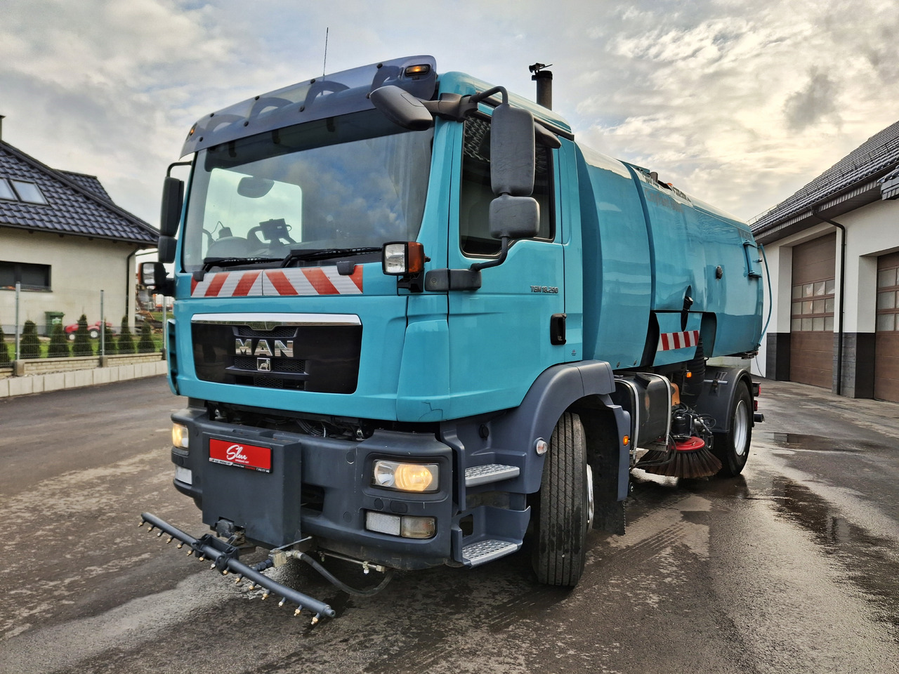 MAN 18.290 Zamiatarka Kehrmaschine BUCHER PM10 L/R Karcher - Подметально-уборочная машина: фото 2 MAN 18.290 Zamiatarka Kehrmaschine BUCHER PM10 L/R Karcher - Подметально-уборочная машина: фото 2