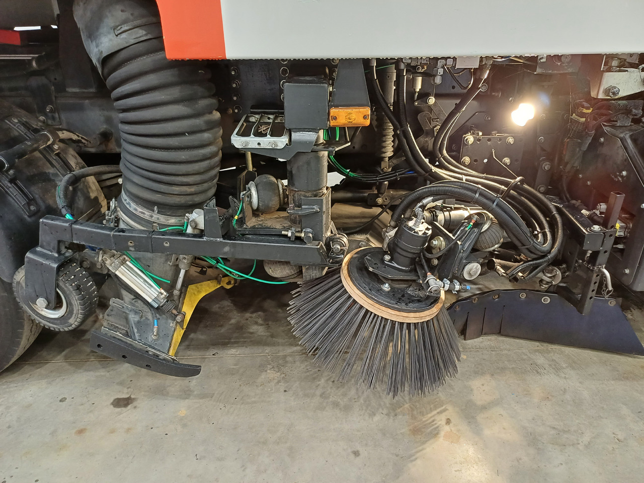 Подметально-уборочная машина RENAULT D12 Zamiatarka Kehrmaschine 2 Motoren SEMAT Zoeller Szczotki L/R Euro 6 PM10 2017r: фото 10