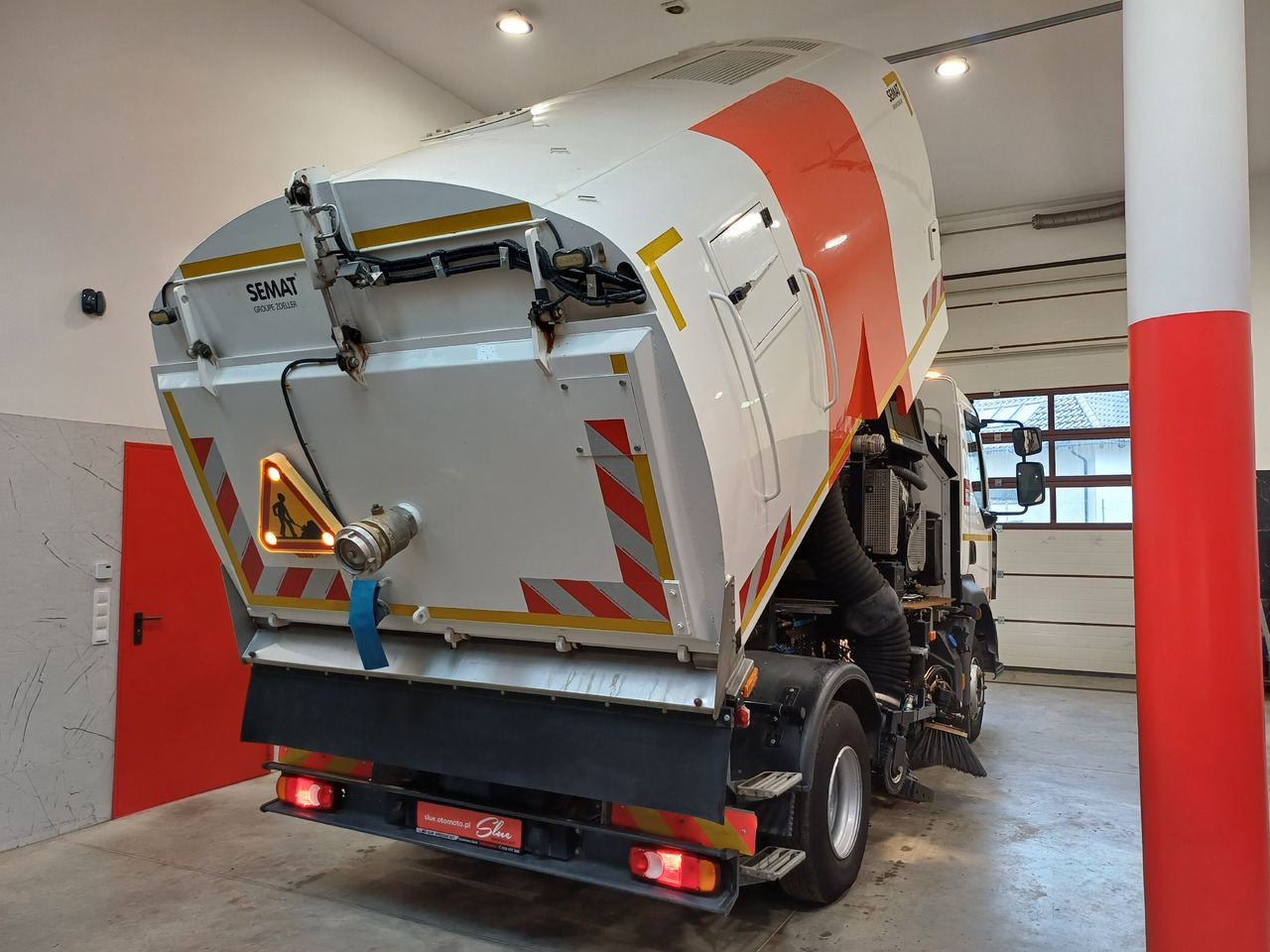 Подметально-уборочная машина RENAULT D12 Zamiatarka Kehrmaschine 2 Motoren SEMAT Zoeller Szczotki L/R Euro 6 PM10 2017r: фото 8