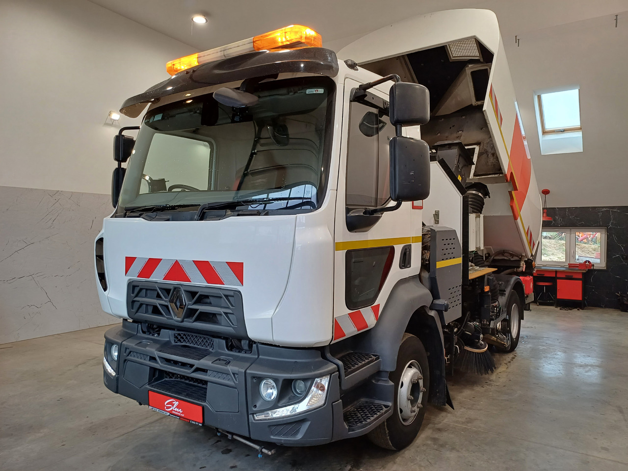 Подметально-уборочная машина RENAULT D12 Zamiatarka Kehrmaschine 2 Motoren SEMAT Zoeller Szczotki L/R Euro 6 PM10 2017r: фото 6