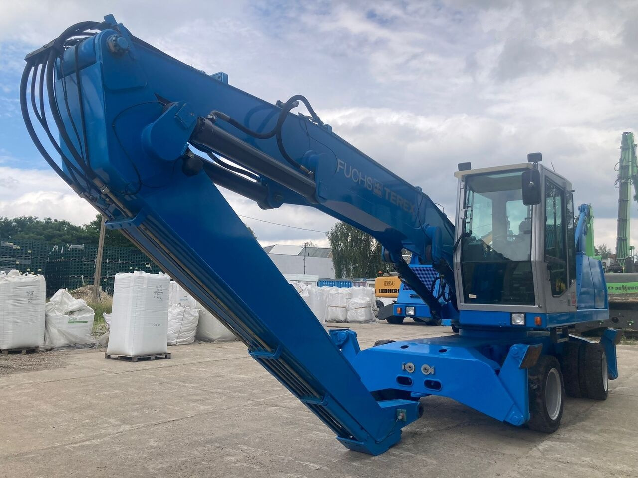 Fuchs MHL 331 C with Generator - Перегружатель: фото 4 Fuchs MHL 331 C with Generator - Перегружатель: фото 4