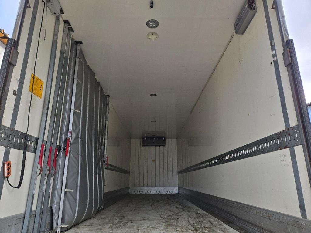 Volvo FH460 6X2 CARRIER 1050  - Рефрижератор: фото 4 Volvo FH460 6X2 CARRIER 1050  - Рефрижератор: фото 4