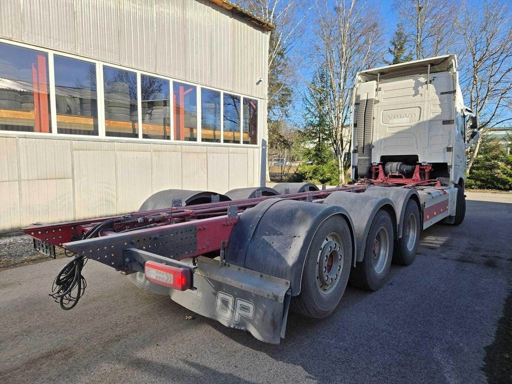 Volvo FH540 8X4 CHASSY - Грузовик-шасси: фото 4 Volvo FH540 8X4 CHASSY - Грузовик-шасси: фото 4