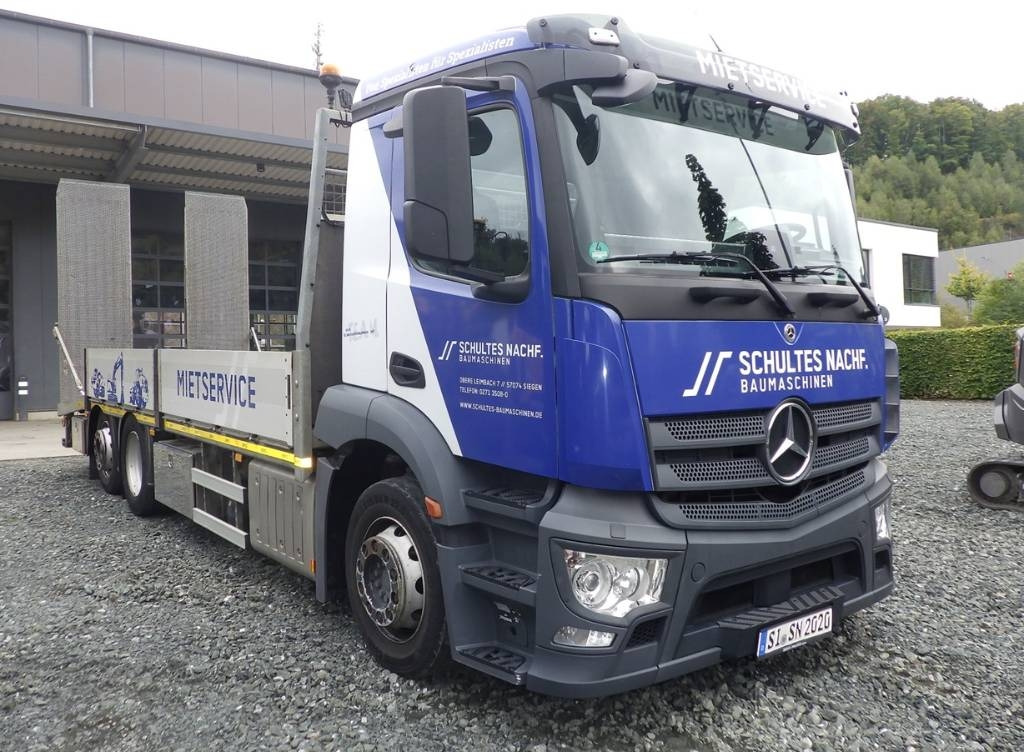 Mercedes-Benz Antos 2533 L Maschinentransporter  - Автовоз: фото 4 Mercedes-Benz Antos 2533 L Maschinentransporter  - Автовоз: фото 4