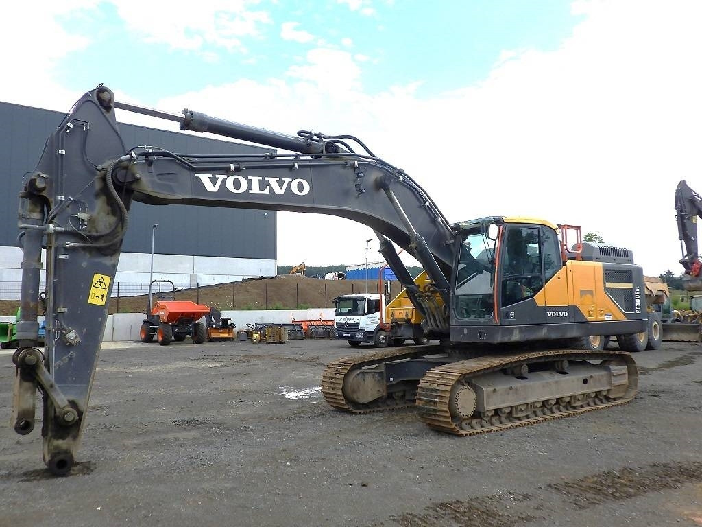 Volvo EC 380 E - Гусеничный экскаватор: фото 1 Volvo EC 380 E - Гусеничный экскаватор: фото 1