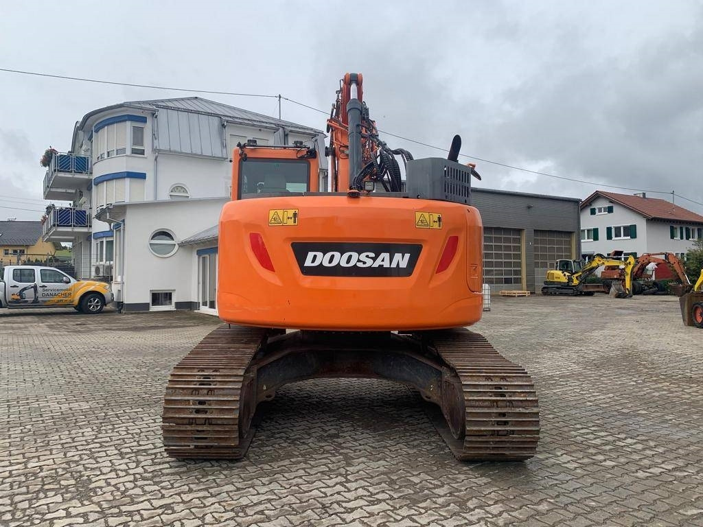 Doosan DX 235 LCR-5 - Гусеничный экскаватор: фото 4 Doosan DX 235 LCR-5 - Гусеничный экскаватор: фото 4
