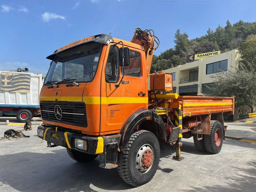 Mercedes-Benz 1626K - Автоманипулятор: фото 2 Mercedes-Benz 1626K - Автоманипулятор: фото 2