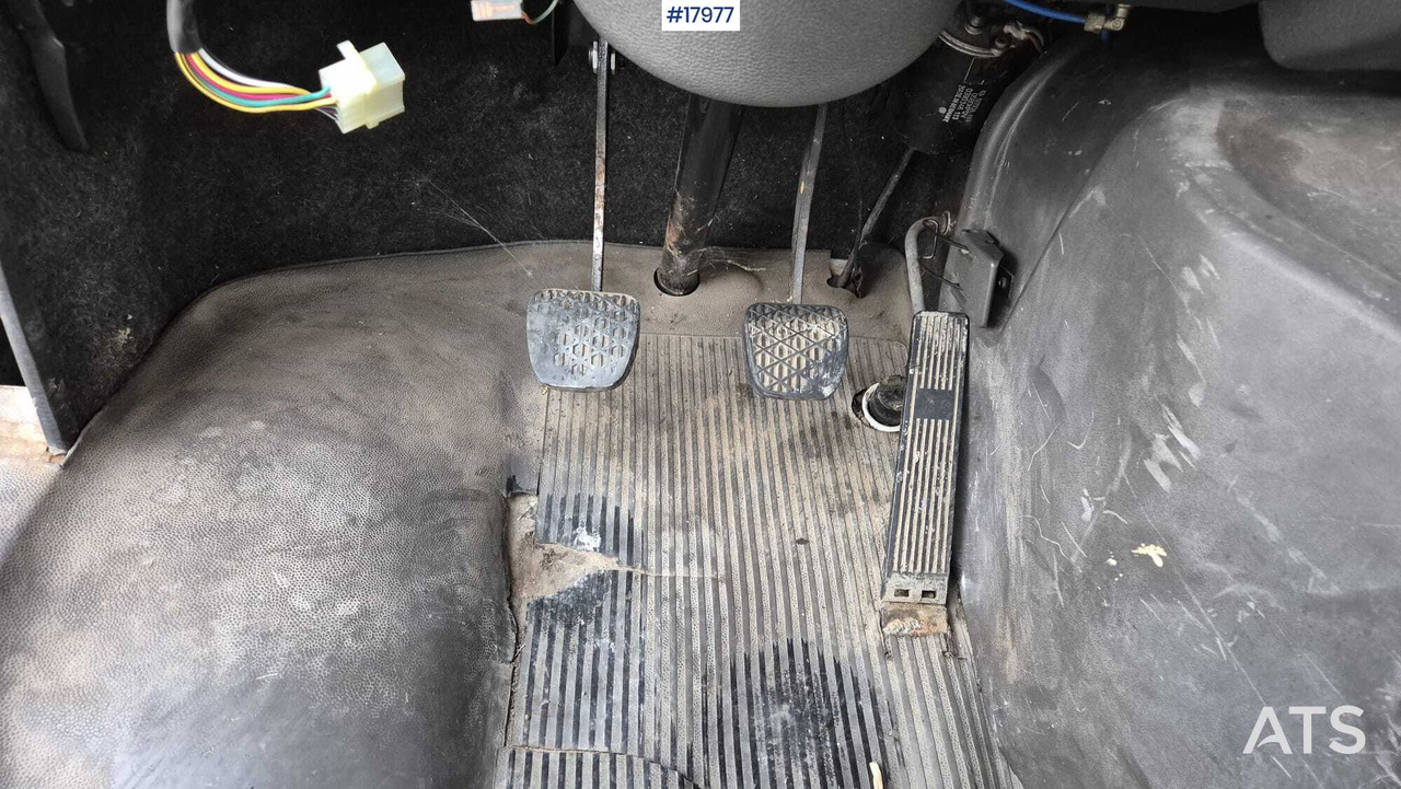 Грузовик с подъемником BRONTO SKYLIFT basket lift on Mercedes-Benz 308D chassis (1992): фото 14