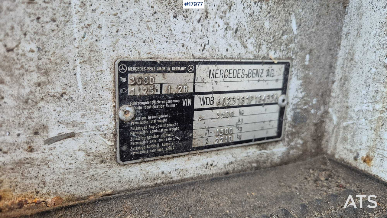 Грузовик с подъемником BRONTO SKYLIFT basket lift on Mercedes-Benz 308D chassis (1992): фото 17