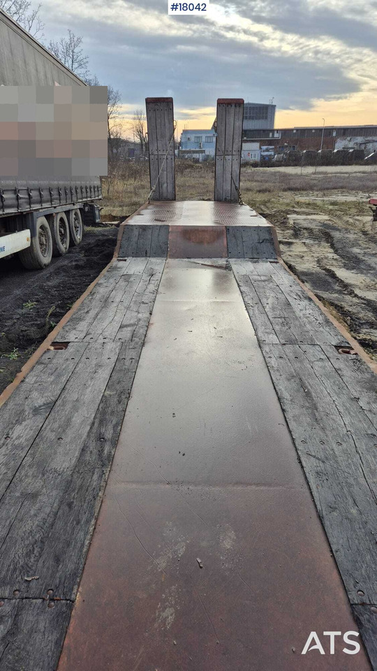 GOLDHOFER STZ TL4 low-bed semi-trailer (1997) - Низкорамный полуприцеп: фото 4 GOLDHOFER STZ TL4 low-bed semi-trailer (1997) - Низкорамный полуприцеп: фото 4