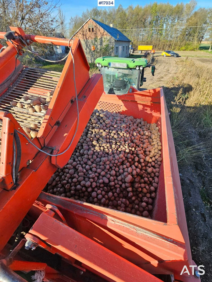 Potato harvester GRIMME SE 75/40 (1995) - Картофелеуборочный комбайн: фото 2 Potato harvester GRIMME SE 75/40 (1995) - Картофелеуборочный комбайн: фото 2