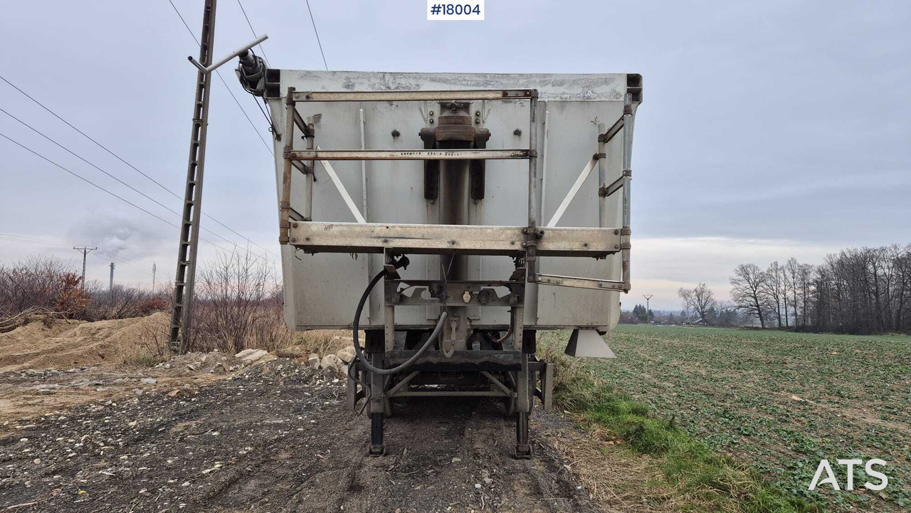 Semi-trailer truck, tipper SCHMITZ SKI 24 8.2 (2008) - Самосвальный полуприцеп: фото 2 Semi-trailer truck, tipper SCHMITZ SKI 24 8.2 (2008) - Самосвальный полуприцеп: фото 2