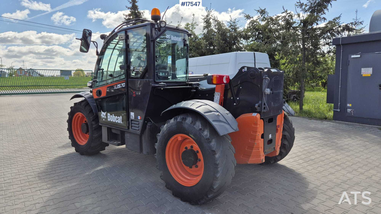 Telescopic wheel loaders BOBCAT TL35-70 (2018) - Телескопический погрузчик: фото 5 Telescopic wheel loaders BOBCAT TL35-70 (2018) - Телескопический погрузчик: фото 5