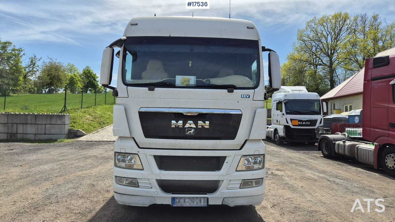 Truck tractor MAN TGX 14.440 (2011) - Тягач: фото 2 Truck tractor MAN TGX 14.440 (2011) - Тягач: фото 2