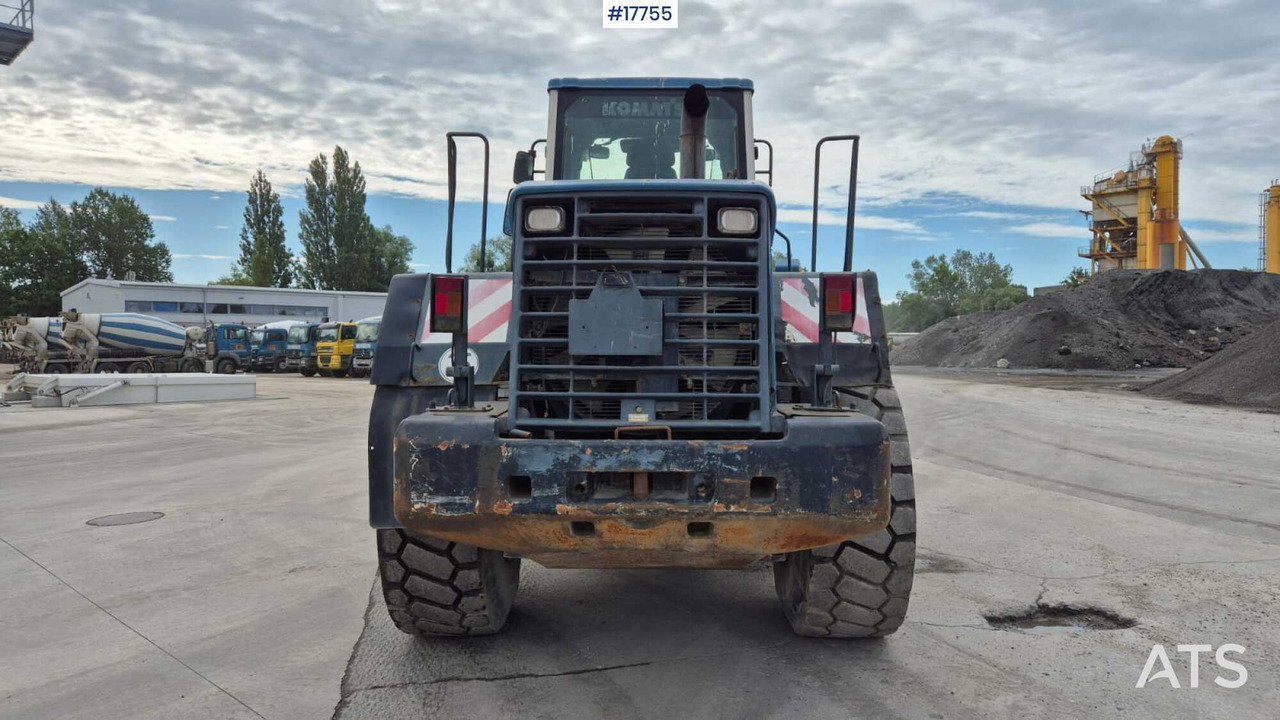 Колёсный погрузчик Wheel loader KOMATSU WA380 5H (2002): фото 8 Колёсный погрузчик Wheel loader KOMATSU WA380 5H (2002): фото 8