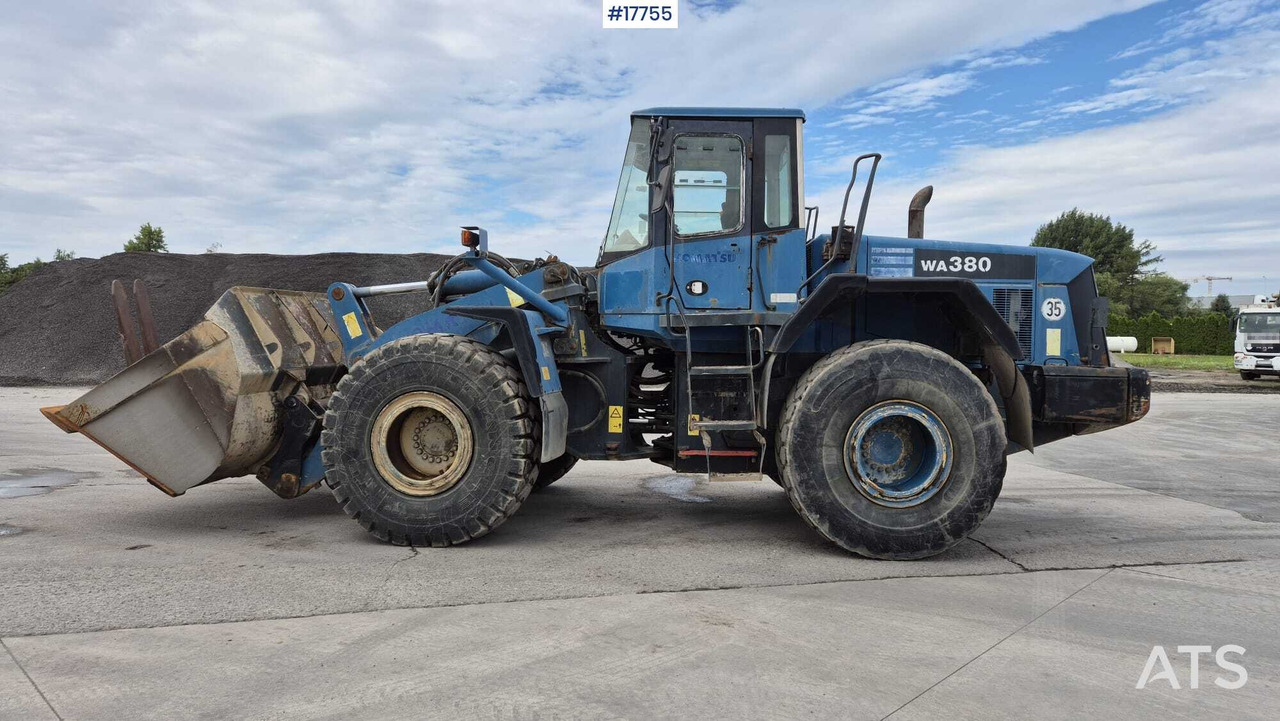 Колёсный погрузчик Wheel loader KOMATSU WA380 5H (2002): фото 6 Колёсный погрузчик Wheel loader KOMATSU WA380 5H (2002): фото 6