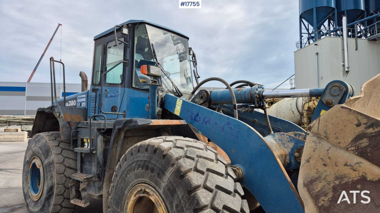 Колёсный погрузчик Wheel loader KOMATSU WA380 5H (2002): фото 12 Колёсный погрузчик Wheel loader KOMATSU WA380 5H (2002): фото 12