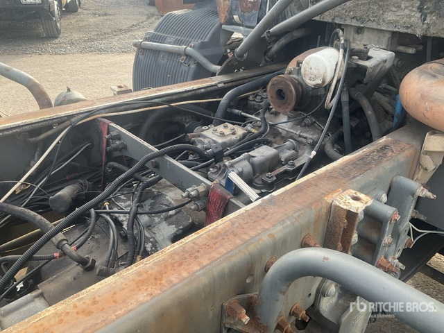 1999 Volvo FM12 8x4 Twin-Steer Cab and Chassis - Грузовик-шасси: фото 5 1999 Volvo FM12 8x4 Twin-Steer Cab and Chassis - Грузовик-шасси: фото 5