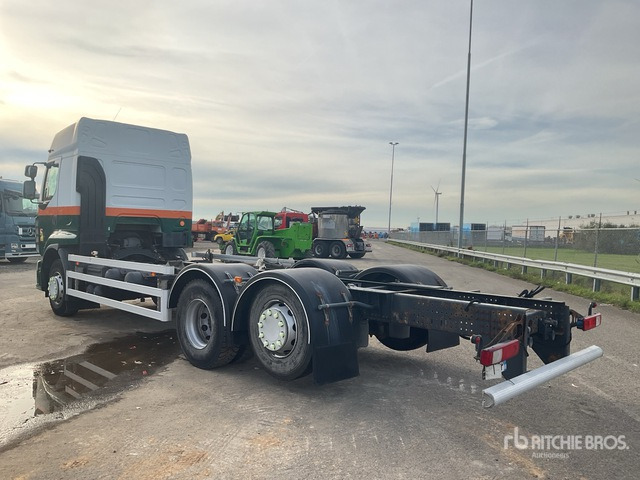 2012 Renault Premium 6x2 Sleeper Cab and Chassis - Грузовик-шасси: фото 3 2012 Renault Premium 6x2 Sleeper Cab and Chassis - Грузовик-шасси: фото 3