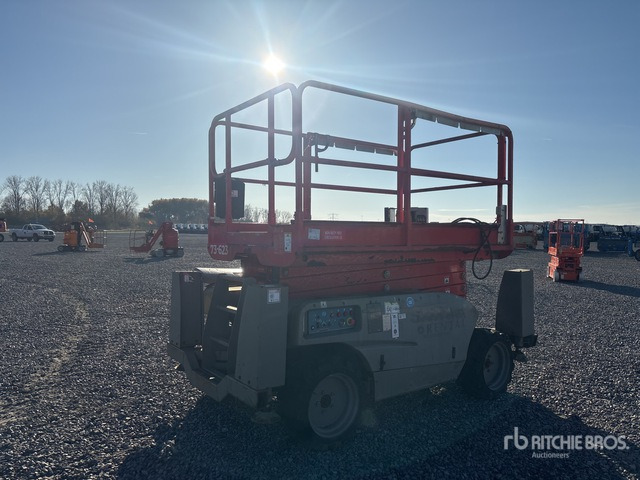 2014 Haulotte COMPACT DX12 Diesel (Inoperable) Scissor Lift - Ножничный подъемник: фото 1 2014 Haulotte COMPACT DX12 Diesel (Inoperable) Scissor Lift - Ножничный подъемник: фото 1